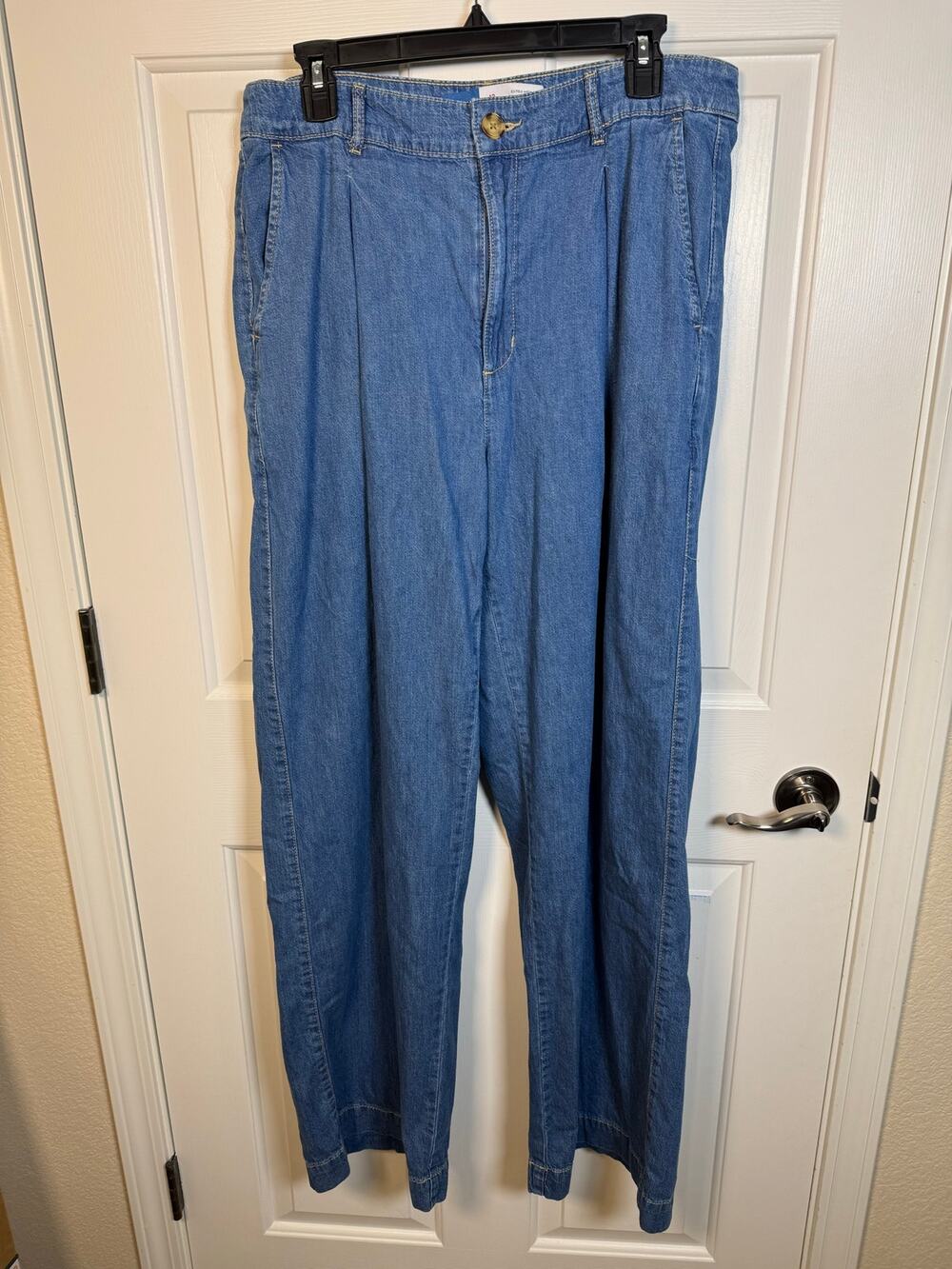 Old Navy Extra High Waist Wide Leg Pants Jeans Adjustable Waist Light Wash 12T